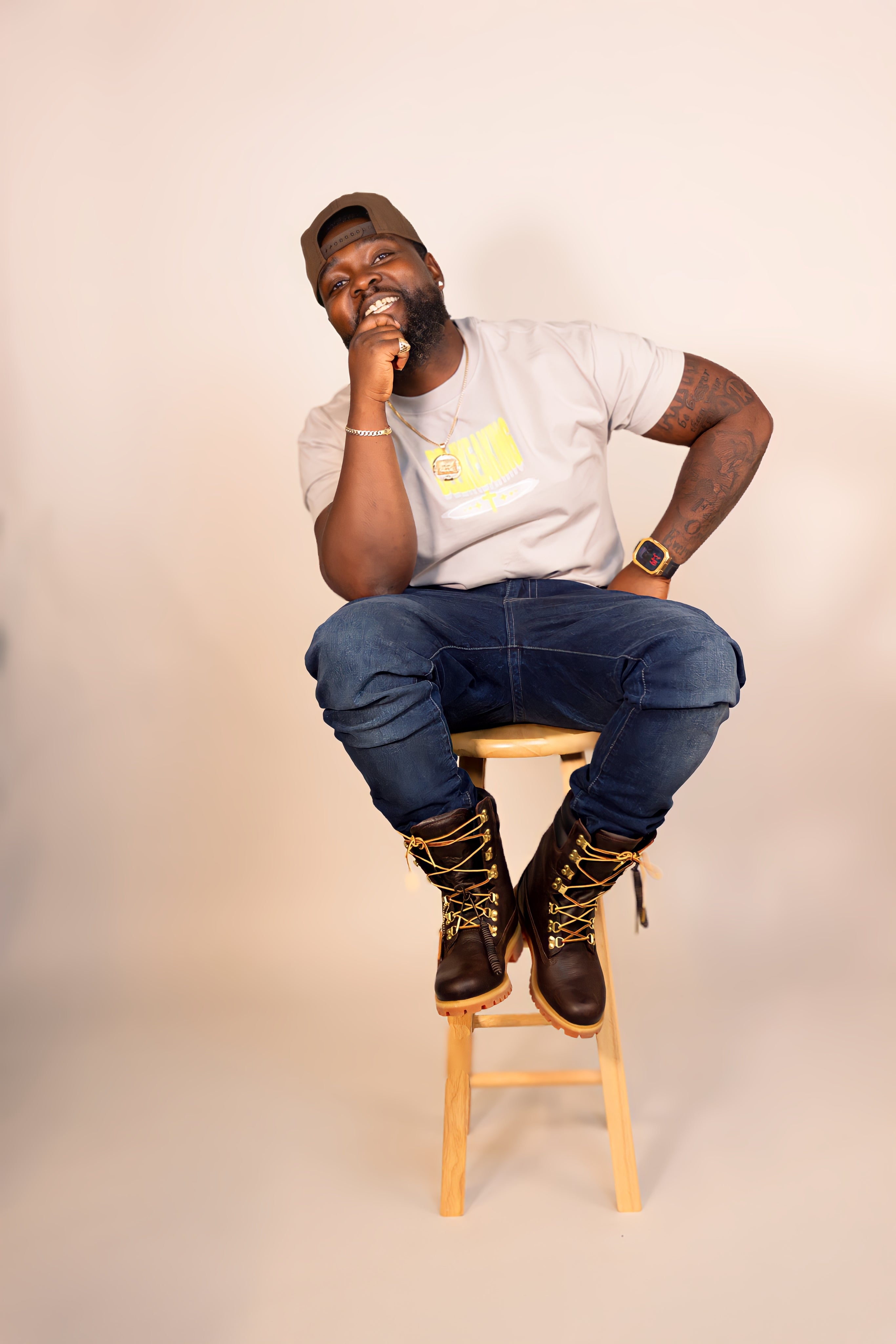 TRUST GOD  LUXURY TEE